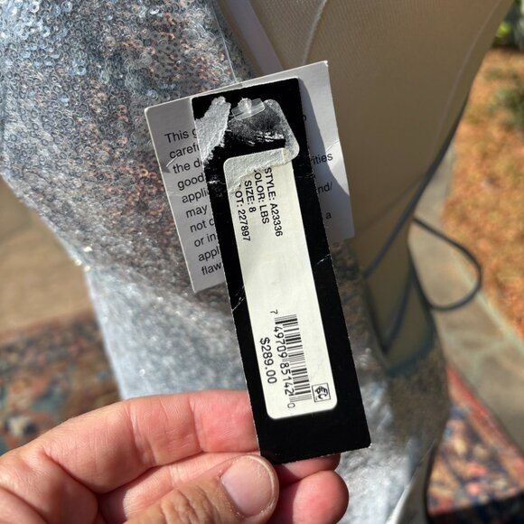 Betsy & Adam Silver Sequin Gown Light Blue Ice Silver Size 8 NWT Prom - Picture 10 of 10